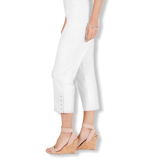 Jm Collection Button-Hem Tummy-Control Cap… - Picture 3 of 6